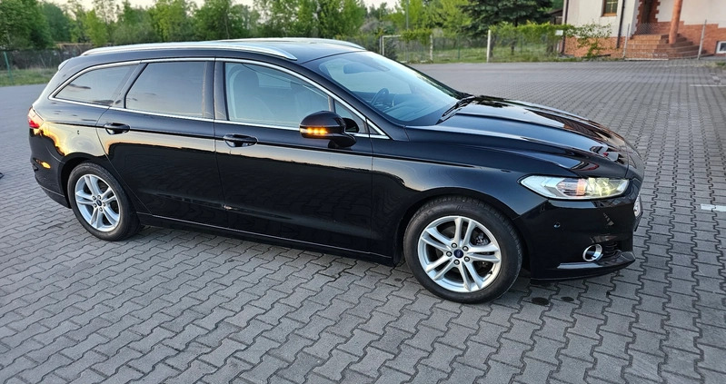 Ford Mondeo cena 48000 przebieg: 208000, rok produkcji 2015 z Płock małe 742